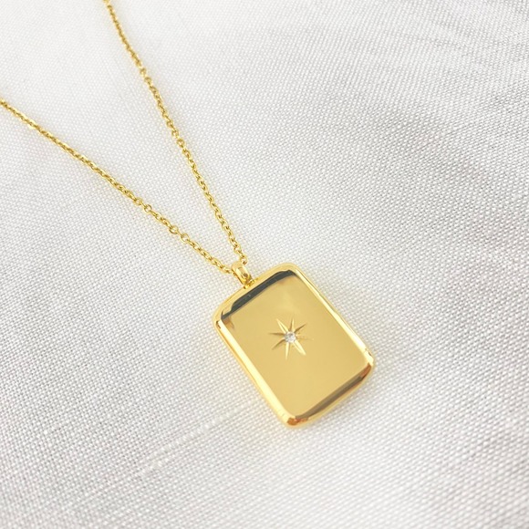 CANDY Square Pave Starburst Pendant Zirconia Necklace - Picture 10 of 10